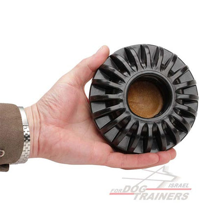 צעצוע בצורת גלגל דיספנסר חטיפים מגומי מיוחד לגזעי כלבים גדולים - FOR DOG TRAINERS- ISRAEL
