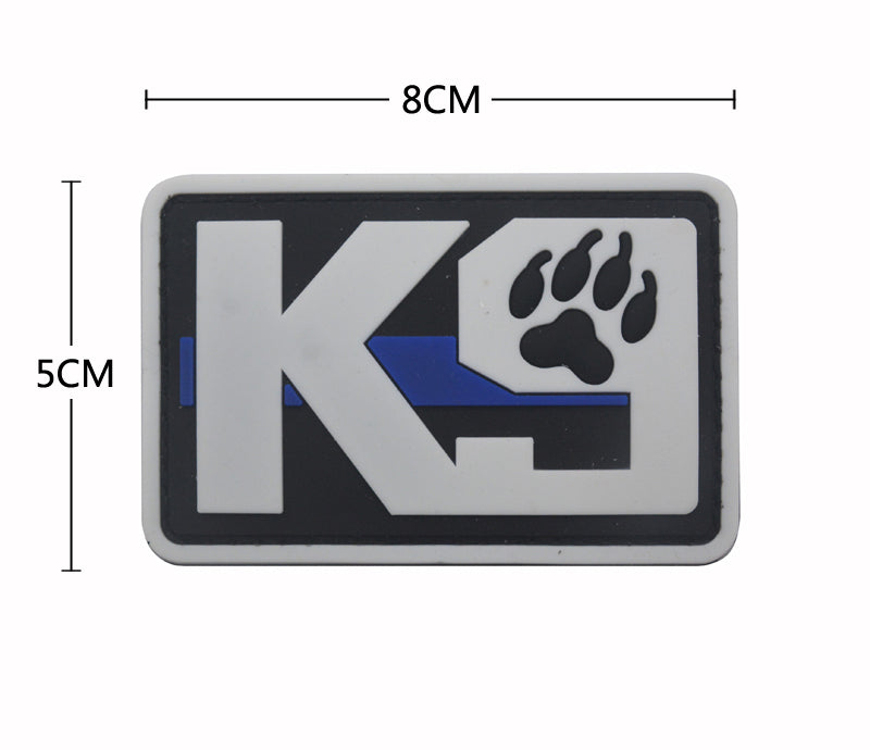 פאץ' K9 PVC כסוף עם פס כחול 8x5 ס"מ עם סקוץ' - FOR DOG TRAINERS ישראל