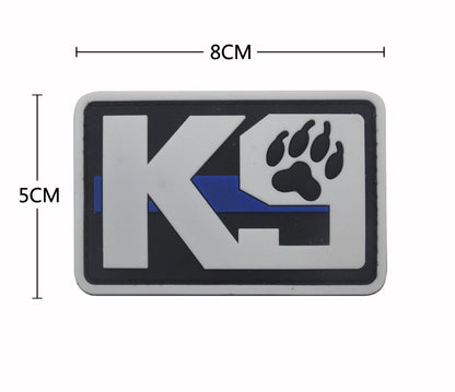 פאץ' K9 PVC כסוף עם פס כחול 8x5 ס"מ עם סקוץ' - FOR DOG TRAINERS ישראל
